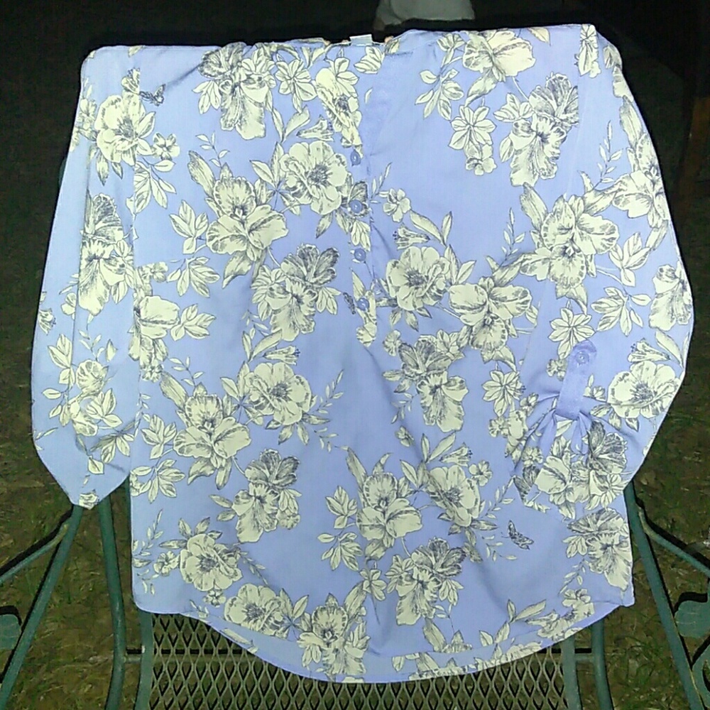 Three quarter length sleeve sheer blouse